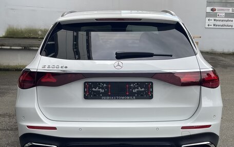 Mercedes-Benz E-Класс, 2024 год, 7 100 000 рублей, 5 фотография