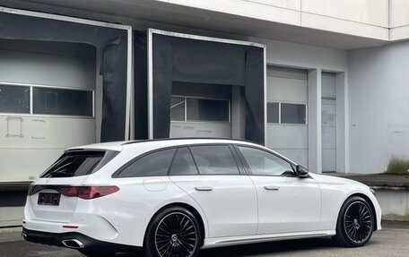 Mercedes-Benz E-Класс, 2024 год, 7 100 000 рублей, 6 фотография