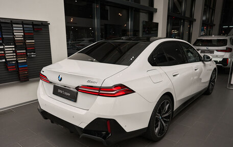 BMW 5 серия, 2023 год, 10 650 000 рублей, 11 фотография