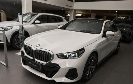 BMW 5 серия, 2023 год, 10 650 000 рублей, 4 фотография