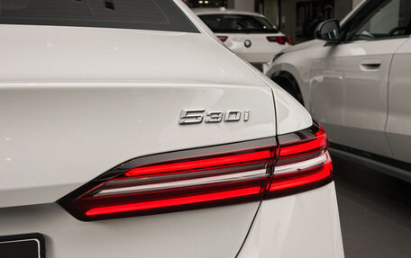 BMW 5 серия, 2023 год, 10 650 000 рублей, 14 фотография