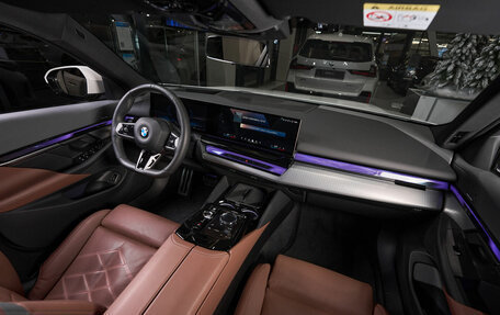 BMW 5 серия, 2023 год, 10 650 000 рублей, 27 фотография