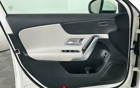 Mercedes-Benz A-Класс, 2019 год, 2 799 000 рублей, 9 фотография