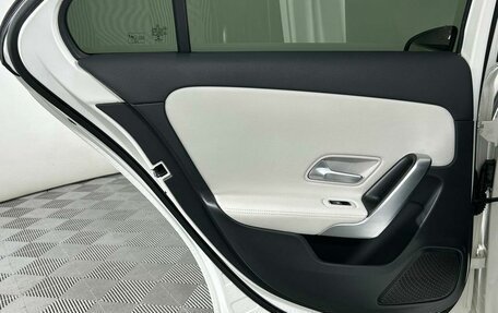 Mercedes-Benz A-Класс, 2019 год, 2 799 000 рублей, 10 фотография