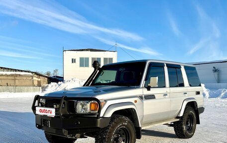 Toyota Land Cruiser 70, 2021 год, 6 000 000 рублей, 6 фотография