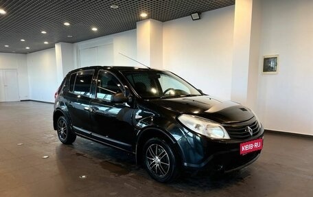 Renault Sandero I, 2012 год, 319 000 рублей, 1 фотография