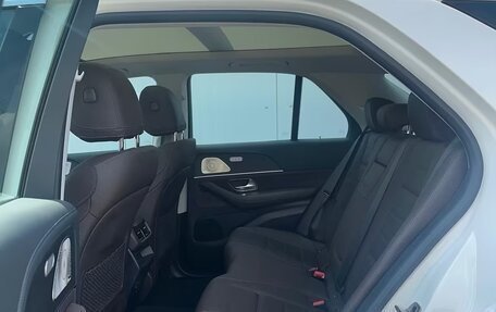 Mercedes-Benz GLE, 2024 год, 12 200 000 рублей, 17 фотография