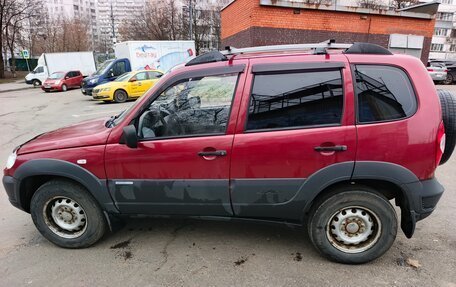 Chevrolet Niva I рестайлинг, 2011 год, 390 000 рублей, 2 фотография