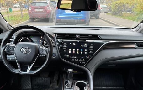 Toyota Camry, 2020 год, 3 800 000 рублей, 5 фотография