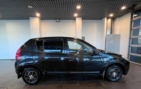 Renault Sandero I, 2012 год, 319 000 рублей, 2 фотография