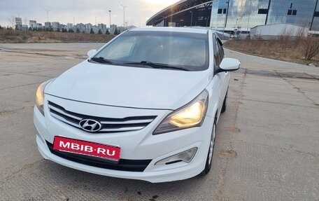 Hyundai Solaris II рестайлинг, 2014 год, 850 000 рублей, 3 фотография