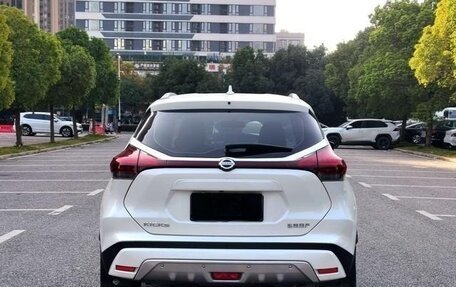 Nissan Kicks I, 2022 год, 1 300 000 рублей, 6 фотография