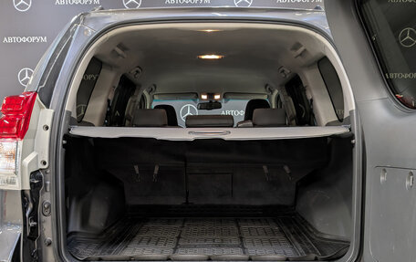 Toyota Land Cruiser Prado 150 рестайлинг 2, 2011 год, 2 600 000 рублей, 10 фотография