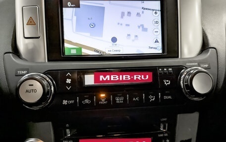 Toyota Land Cruiser Prado 150 рестайлинг 2, 2011 год, 2 600 000 рублей, 24 фотография