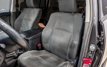 Toyota Land Cruiser Prado 150 рестайлинг 2, 2011 год, 2 600 000 рублей, 20 фотография