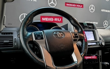 Toyota Land Cruiser Prado 150 рестайлинг 2, 2011 год, 2 600 000 рублей, 26 фотография