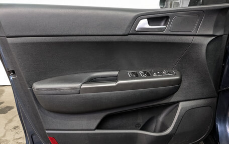 KIA Sportage IV рестайлинг, 2020 год, 2 960 000 рублей, 19 фотография