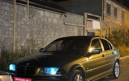 BMW 3 серия, 2000 год, 550 000 рублей, 1 фотография