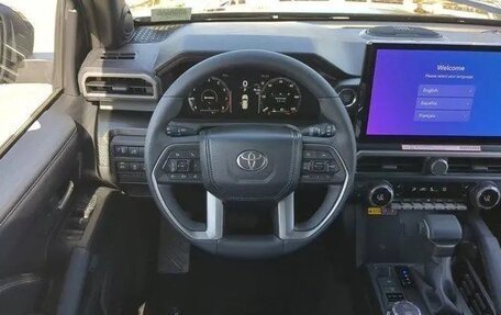 Toyota 4Runner, 2025 год, 8 940 000 рублей, 15 фотография