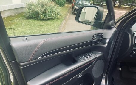 Jeep Grand Cherokee, 2019 год, 4 000 000 рублей, 6 фотография