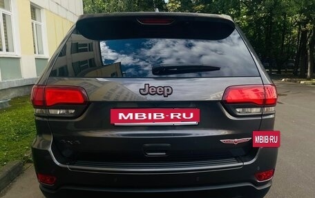 Jeep Grand Cherokee, 2019 год, 4 000 000 рублей, 10 фотография