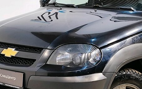 Chevrolet Niva I рестайлинг, 2018 год, 889 000 рублей, 5 фотография