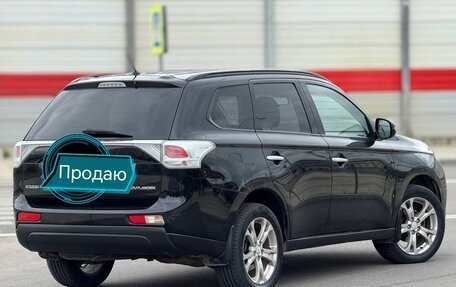 Mitsubishi Outlander III рестайлинг 3, 2012 год, 1 520 000 рублей, 4 фотография