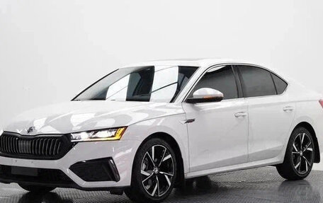 Skoda Octavia IV, 2021 год, 1 610 000 рублей, 1 фотография