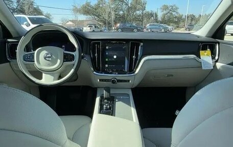 Volvo S60 III, 2024 год, 6 500 000 рублей, 14 фотография