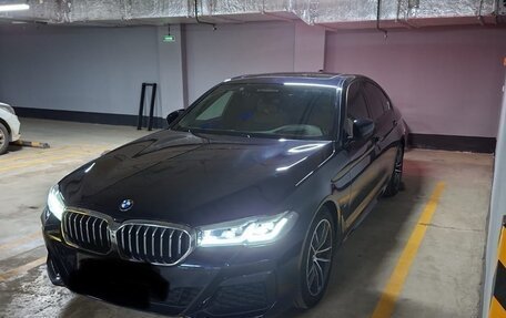 BMW 5 серия, 2023 год, 5 100 000 рублей, 14 фотография