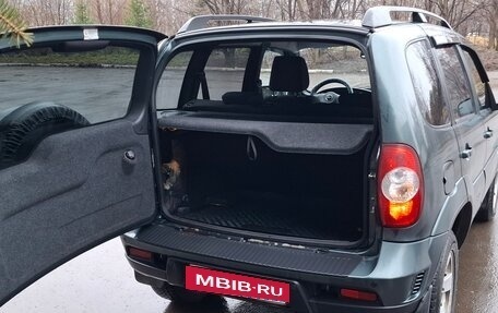 Chevrolet Niva I рестайлинг, 2018 год, 750 000 рублей, 5 фотография