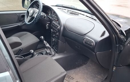 Chevrolet Niva I рестайлинг, 2018 год, 750 000 рублей, 8 фотография