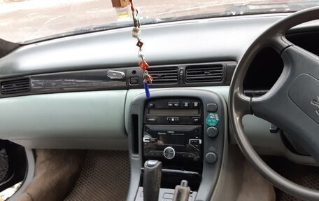 Toyota Soarer, 1991 год, 600 000 рублей, 24 фотография