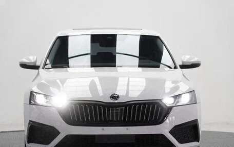 Skoda Octavia IV, 2021 год, 1 610 000 рублей, 2 фотография