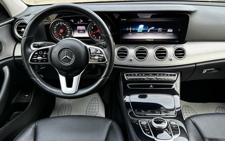 Mercedes-Benz E-Класс, 2019 год, 1 800 000 рублей, 9 фотография