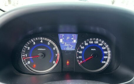 Hyundai Solaris II рестайлинг, 2014 год, 849 000 рублей, 14 фотография