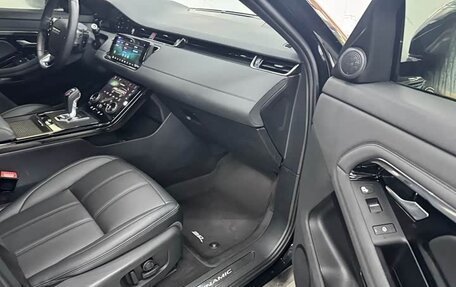 Land Rover Range Rover Evoque II, 2022 год, 3 300 000 рублей, 12 фотография