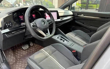 Volkswagen Golf VIII, 2021 год, 1 570 000 рублей, 6 фотография