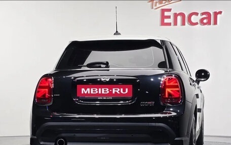 MINI Hatch, 2024 год, 3 320 000 рублей, 4 фотография