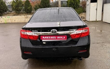 Toyota Camry, 2014 год, 1 370 000 рублей, 4 фотография