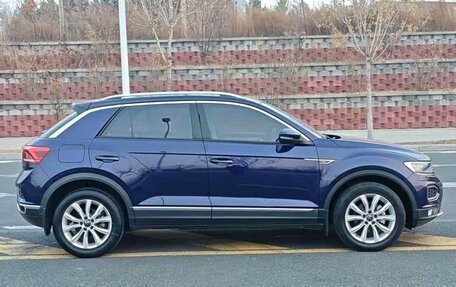 Volkswagen T-Cross I, 2022 год, 1 875 000 рублей, 4 фотография