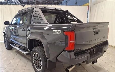 Toyota Tacoma, 2025 год, 8 350 000 рублей, 4 фотография