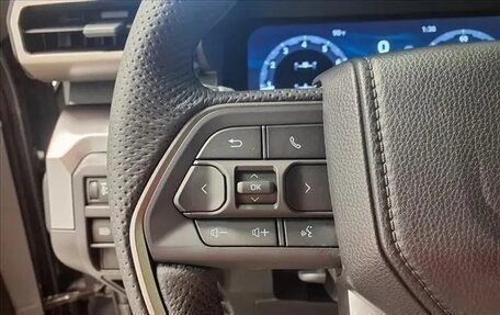 Toyota Tacoma, 2025 год, 8 350 000 рублей, 17 фотография