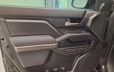 Toyota Tacoma, 2025 год, 8 350 000 рублей, 23 фотография