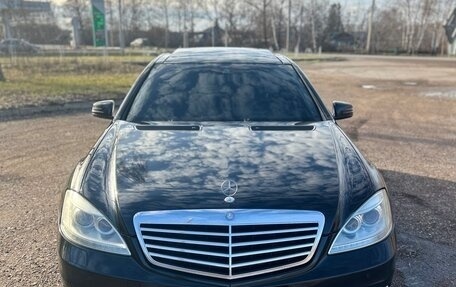 Mercedes-Benz S-Класс, 2010 год, 1 835 000 рублей, 2 фотография