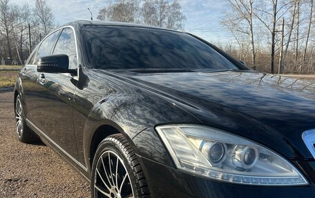 Mercedes-Benz S-Класс, 2010 год, 1 835 000 рублей, 11 фотография