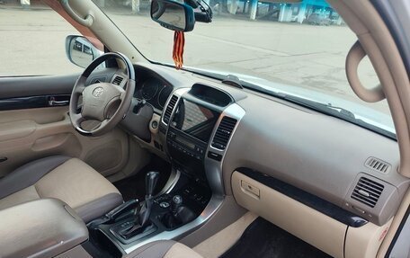 Toyota Land Cruiser Prado 120 рестайлинг, 2008 год, 1 545 000 рублей, 11 фотография