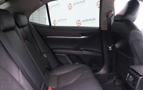 Toyota Camry, 2021 год, 3 249 000 рублей, 18 фотография