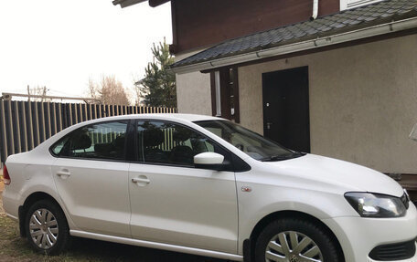 Volkswagen Polo VI (EU Market), 2011 год, 750 000 рублей, 4 фотография