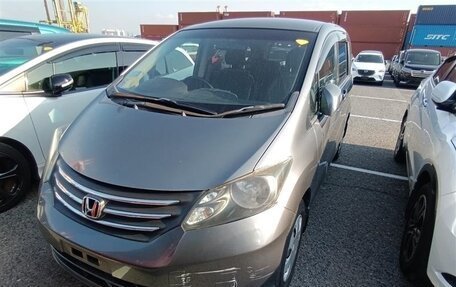 Honda Freed I, 2011 год, 690 000 рублей, 1 фотография